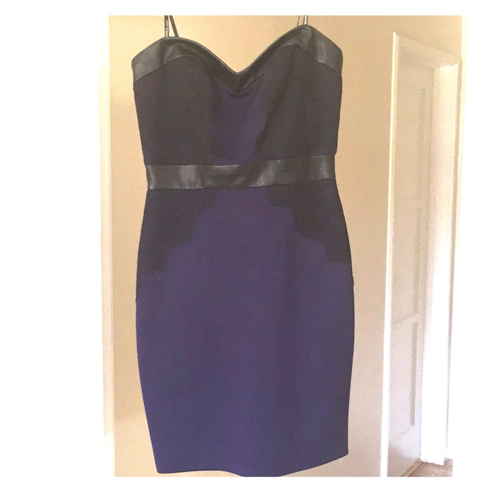 Guess Strapless dress Never worn. Tag still on!